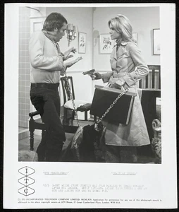 PERSUADERS Original TV Show Press Photo Suzanna Leigh Tony Curtis ITC - Picture 1 of 1