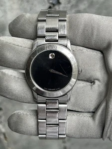 Reloj Movado de segunda mano para damas acero inoxidable esfera negra colección museo - Imagen 1 de 9