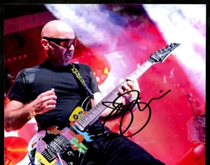 JOE SATRIANI MUSICIAN SIGNED AUTOGRAPHED 8"x10" COLOR PHOTO - Picture 1 of 1