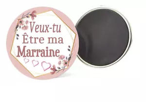 MAGNET badge demande VEUX TU ETRE MA MARRAINE 37mm coeur idée cadeaux parrain - Picture 1 of 2
