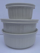 CorningWare French White Stoneware 2-16 Oz, 1-7 Oz Casserole/Ramekin Bowls 2 Lid