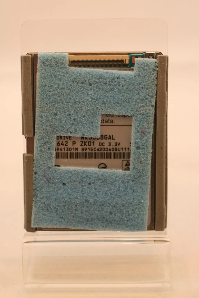 Toshiba 1.8" 30GB MK3008GAL ZIF Hard Drive for Apple iPod Video Classic 5th 5.5 - Image 1 of 4