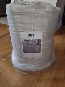 DKNY Pure Comfy Full/Queen Comforter Set With 2 Standard Shams, Platinum Grey  - Picture 1 of 7