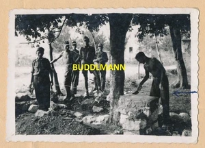 Foto Wehrmacht Stolac Jugoslawien Bau Gefallenenehrenmal Partisanen - Bild 1 von 2