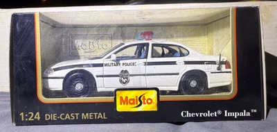 Chevy Impala 2000 Maisto Military Police escala 1:24 diecast edición especial Foto 1 de 4