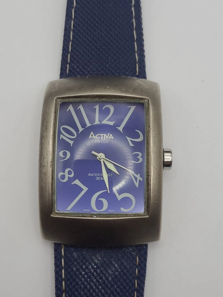 ACTIVA SWISS WATCH Mostrador Azul Grande Pulseira de Plástico Azul Nova Bateria Funcionando - Imagem 1 de 4