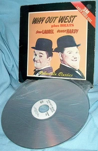 LD Laserdisc LAUREL and HARDY in WAY OUT WEST with short BRATS - Picture 1 of 1