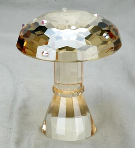 2 Unusual Crystal Pieces By Oleg Cassini: Fly Agaric 4" & Pearl In Shelf 2.5".  - Picture 1 of 9