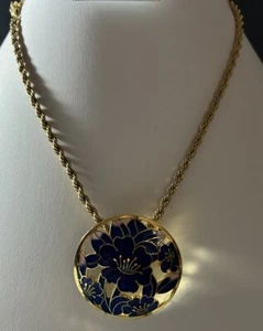 VTG CLOISONNÉ Filigree Enamel Flower Pendant On Gold Tone Rope Chain Necklace - Picture 1 of 11