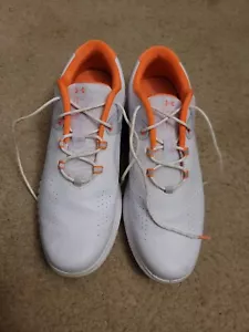 Women's UA Charged Breathe Spikeless Golf Shoes, Size 10 Peach/White - Picture 1 of 5