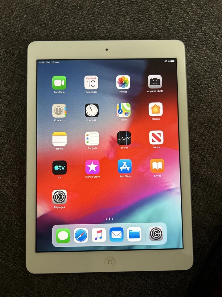 iPad Air 16 Go - Photo 1/2