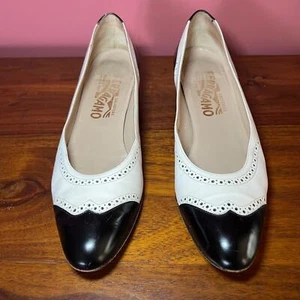 Vintage 70s Ferragamo Kitten Heels Black White Patten Leather Size 7 - Bild 1 von 11
