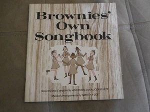 EJ GIRL SCOUT BROWNIES' OWN SONGBOOK 1968 COPYRIGHT GSUSA WAGGGS GSA BOOK PRINT - Picture 1 of 6