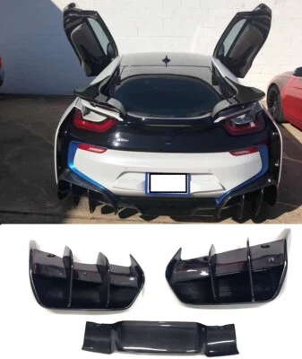 Labio de parachoques trasero de fibra de carbono para BMW i8 Foto 1 de 4