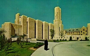 Postal iglesia abadía de San Benito, universidad de San Benito Kansas - Imagen 1 de 2
