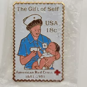 Vintage The Gift of Self USA 18C Postage Stamp Lapel Pin USPS Gold Tone - Bild 1 von 2