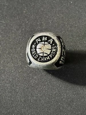 Seattle SuperSonics - Anillo Sonics 25 Aniversario Campeonato NBA 1979 Foto 1 de 4