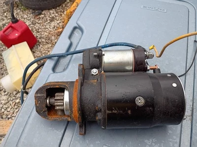 18 hp wisconsin 12volt starter twin cylinder - Image 1 of 2