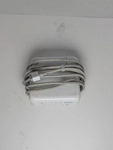 Apple A1344 60W MagSafe Power Adapter for MacBook and MacBook Pro - Picture 1 of 3