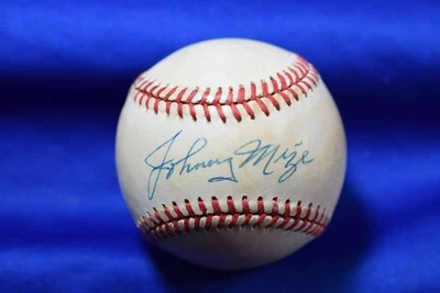 Johnny Mize PSA ADN Autografiado Liga Americana OAL Firmado Béisbol Foto 1 de 2