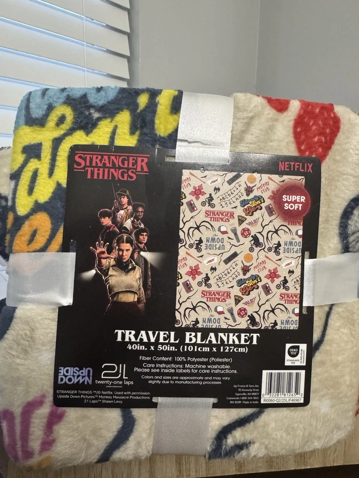 *NUEVO* Manta de viaje Stranger Things Throw súper suave estampado integral 40x50 Foto 1 de 1