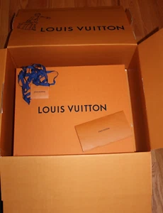 Authentic LOUIS VUITTON Extra Large Magnetic Box 22x16x7.5" Ribbon & Receipt - Picture 1 of 9