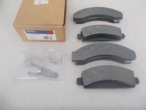 171-727 ACDelco O.E. Front Brake Pad Set 92-94 Chevy C3500 - Free Shipping - Picture 1 of 2