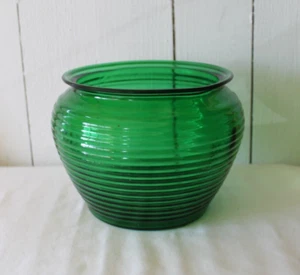 National Potteries Inc Cleveland OH Glass Division #1162 Green Vase Planter - Picture 1 of 3