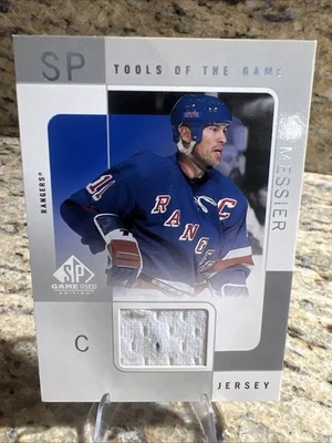 2001 UD SP GAME USED Tools Of The Game Mark Messier JERSEY New York Rangers - Image 1 of 4