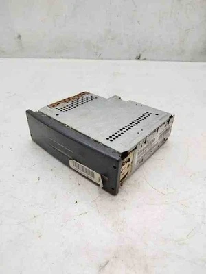 RENAULT LAGUNA II Grandtour KG0/1 Musik-Player mit GPS 8200205833 2.20 32002294 - Bild 1 von 4