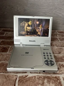 Philips PET700 Portable DVD Player - Picture 1 of 23