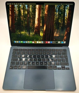 Apple MacBook Air (2022) M2, 16GB RAM, 512GB SSD - Picture 1 of 8