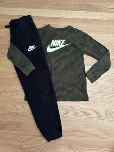Nike Boys 2pc Lot Camo Shirt & black Pants Set Outfit Size M Medium 10/12 - Picture 1 of 3