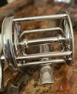 Vintage Montague "St. Claire" 80YD Fishing Reel Non-levelwind - Picture 1 of 13