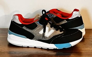 New Balance 597 niedrige Damen-Wildleder-Textilsneaker WL697CM blau rot schwarz 9 US - Bild 1 von 5