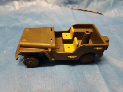Gama: Jeep militar (WKII) #720 Foto 1 de 4