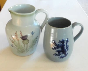 2 Vintage Buchan Steinzeug Schottland Distelgeschirr 6" Krug Krug groß blau Löwe Becher - Bild 1 von 15