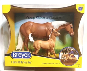 Nuevo en caja Breyer tradicional ébano brilla y charlize #1872 - Imagen 1 de 2