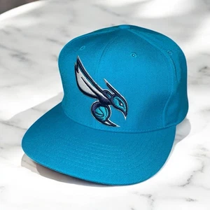Mitchell & Ness CHARLOTTE HORNETS Acrylic Wool SnapBack NBA Cap Mütze OSFA - Bild 1 von 3