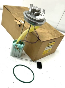1AMFP00088 Magneti Marelli Fuel Pump 2004-2007 Siverado 2500 HD Sierra 2500 HD - Picture 1 of 17
