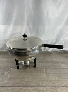 Vintage Aluminum Three Footed 10” Chafing Warming Dish. Lid, Burner, Stand Italy - Picture 1 of 16