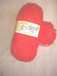 Crafts Robin Feelings rojo brillante 4,6 oz peso real - Imagen 1 de 3