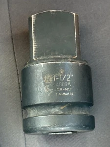 Grey Pneumatic 4009A Socket Adapter 1" F to 1-1/2" M - Picture 1 of 6