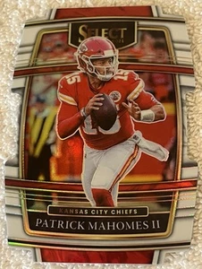 2021 Panini Select Patrick Mahomes II Concourse White Die Cut Prizm /99 RARE - Picture 1 of 2