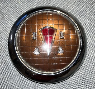 52 Hudson Hornet 1951 volante bocina tapa OEM Foto 1 de 4