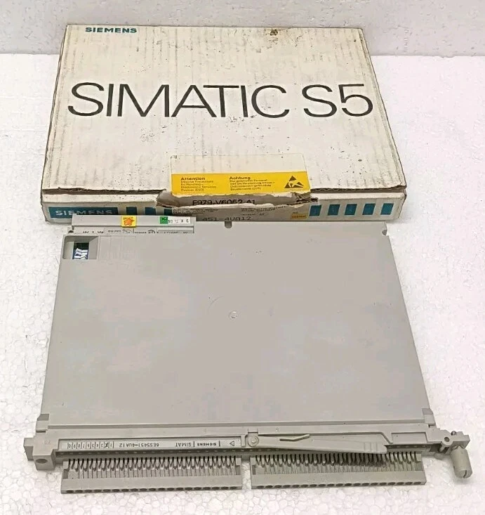 Siemens SIMATIC S5 451 Module de Sortie Numérique - 6ES5451-4UA12