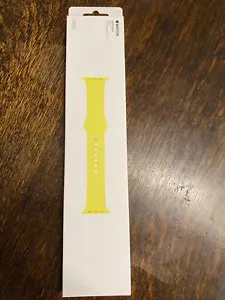Genuine Apple Watch Sport Band Strap 38mm / 40mm / 41mm FLASH Series 3/4/5/6 - Picture 1 of 5