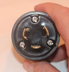 PASS & SEYMOUR LEGRAND 30A 125V MALE TWIST LOCK L530P CONNECTOR PLUG - Picture 1 of 3