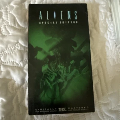 Aliens 1985 (VHS 1999 Re-release) Extra Minutes Sci-fi - Image 1 of 4