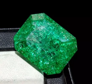 GIE Certified 32.75 Ct Natural MUZO Colombian Green Emerald Unheated Gemstone - Picture 1 of 7